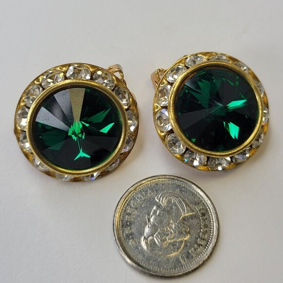 Green Clip On Earrings, 22mm Green ClipOns - Picture 4 of 4